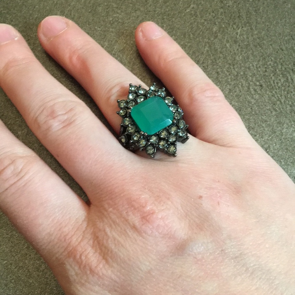 Bcbg Gemstone Statement Ring Size 6 - image 3